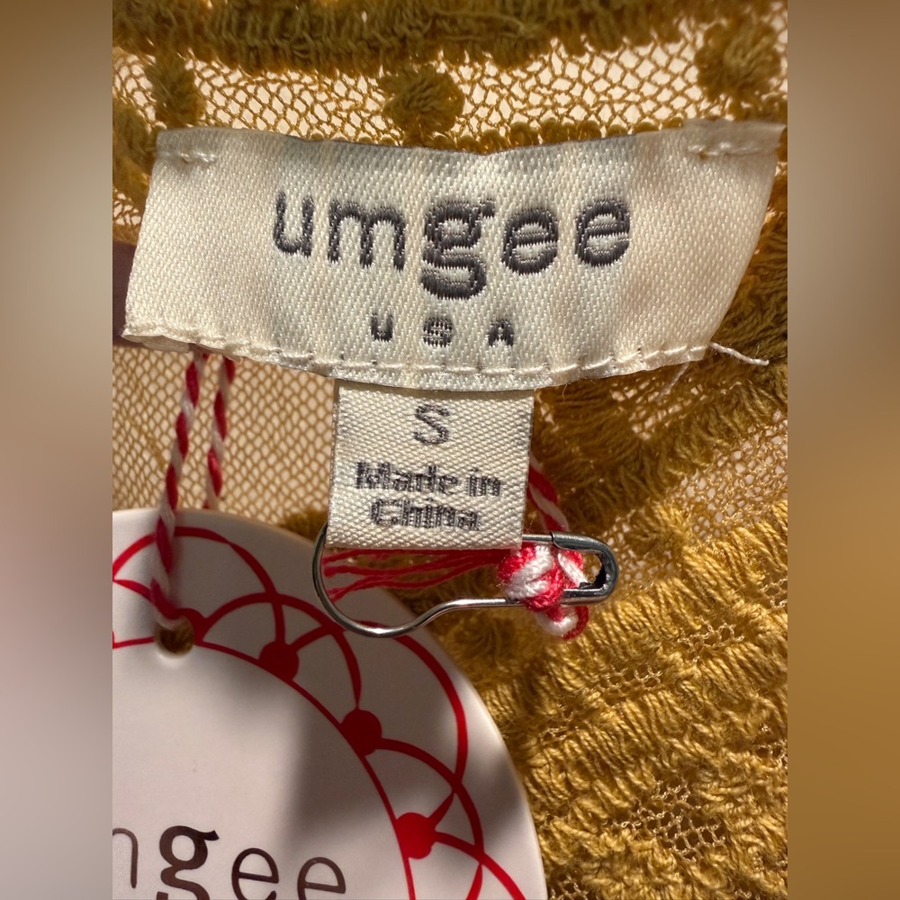Umgee Mustard Yellow Lace Boho Blouse | NWT | Size Small | Crochet Floral Top - Picture 10 of 10